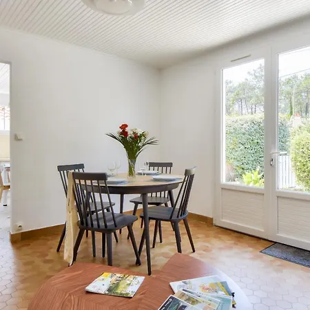 Vakantiehuis Maison Pour 5 Entre Et Foret